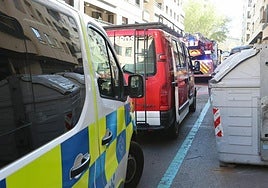 Bomberos y Policía Local en una intervención en Salamanca en una imagen de archivo.