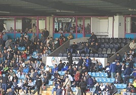 Los aficionados increpan a Manuel Lovato este domingo