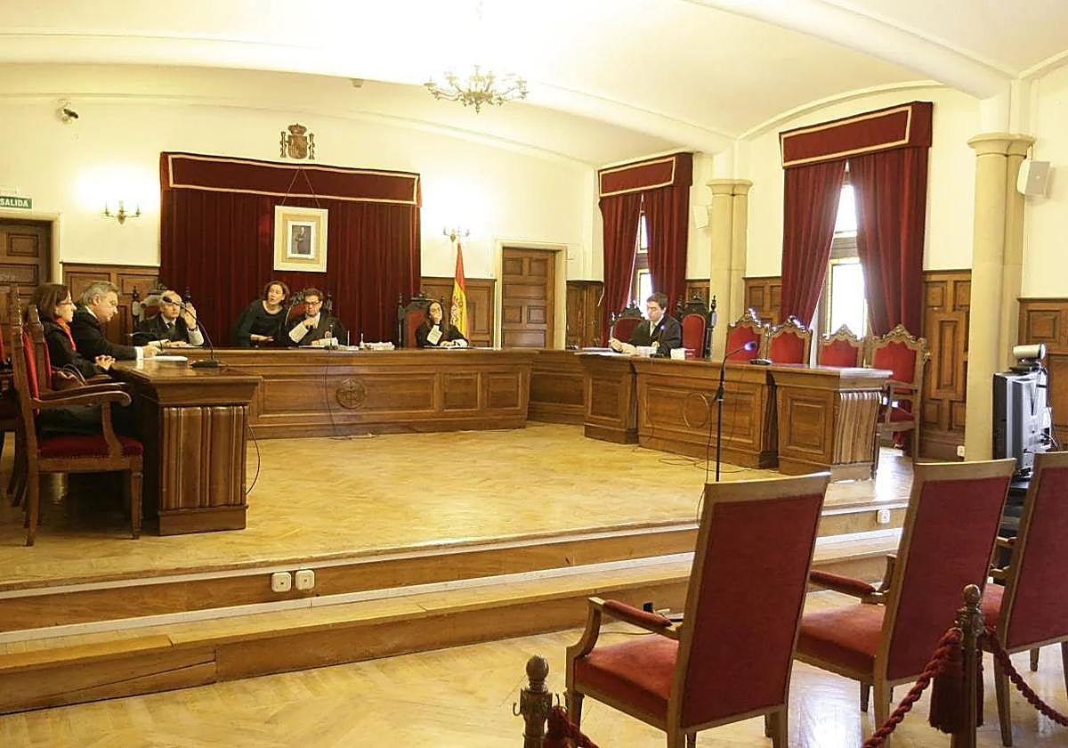 Imagen de archivo de una sala de la Audiencia Provincial.