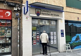 Administración nº9 en la calle Azafranal