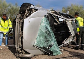 Imagen de la furgoneta accidentada.