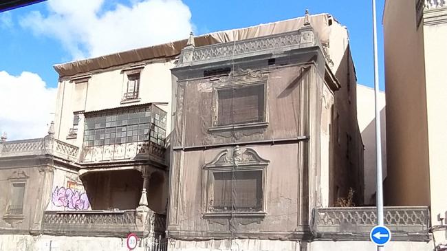 Imagen antes - El caserón neobarroco de Salamanca que estrena la Lista Negra del patrimonio que desaparece