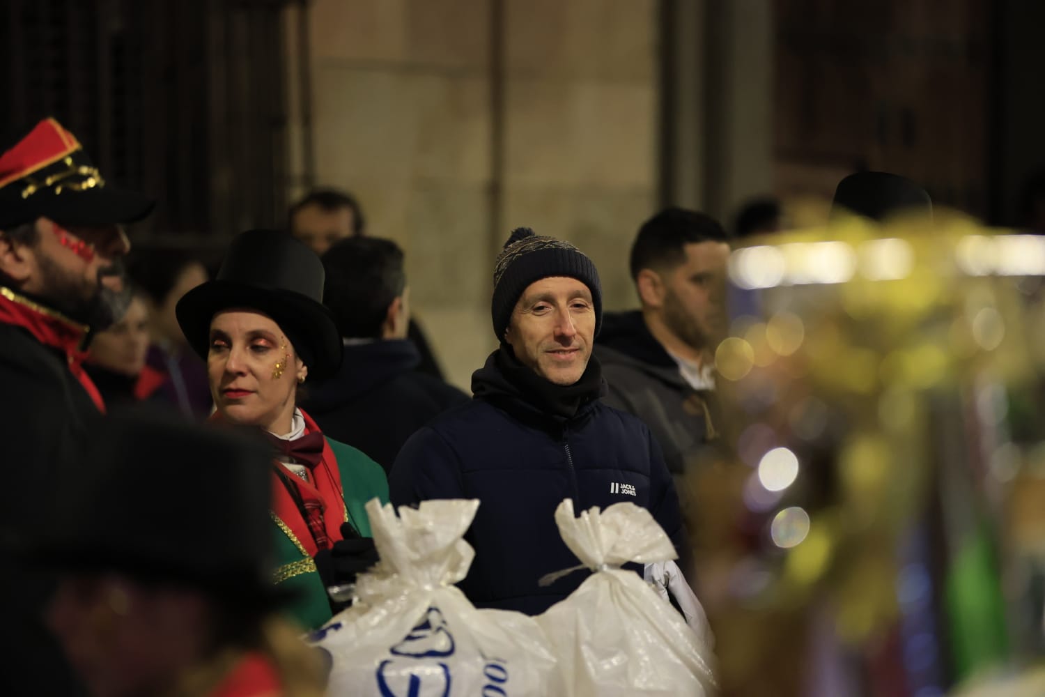 Papá Noel se deja ver en la Cabalgaza de Salamanca