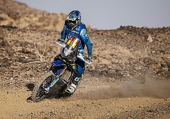 Lorenzo Santolino, durante el Dakar.