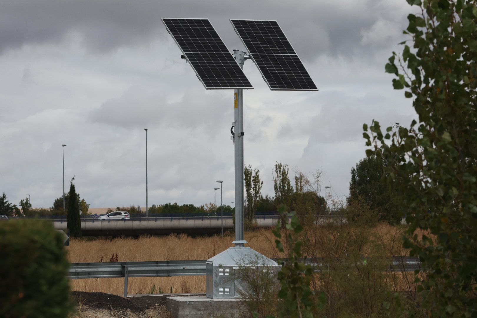 Radar de tramo colocado en la rotonda de E.Lecrerc