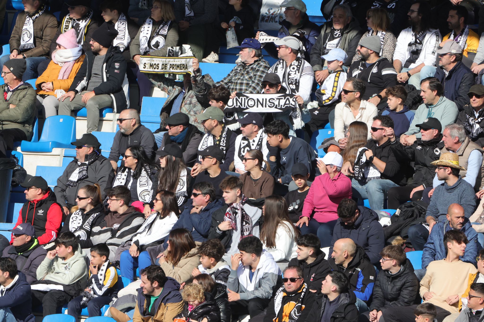 El partido entre el Unionistas y el Celta B, en imágenes