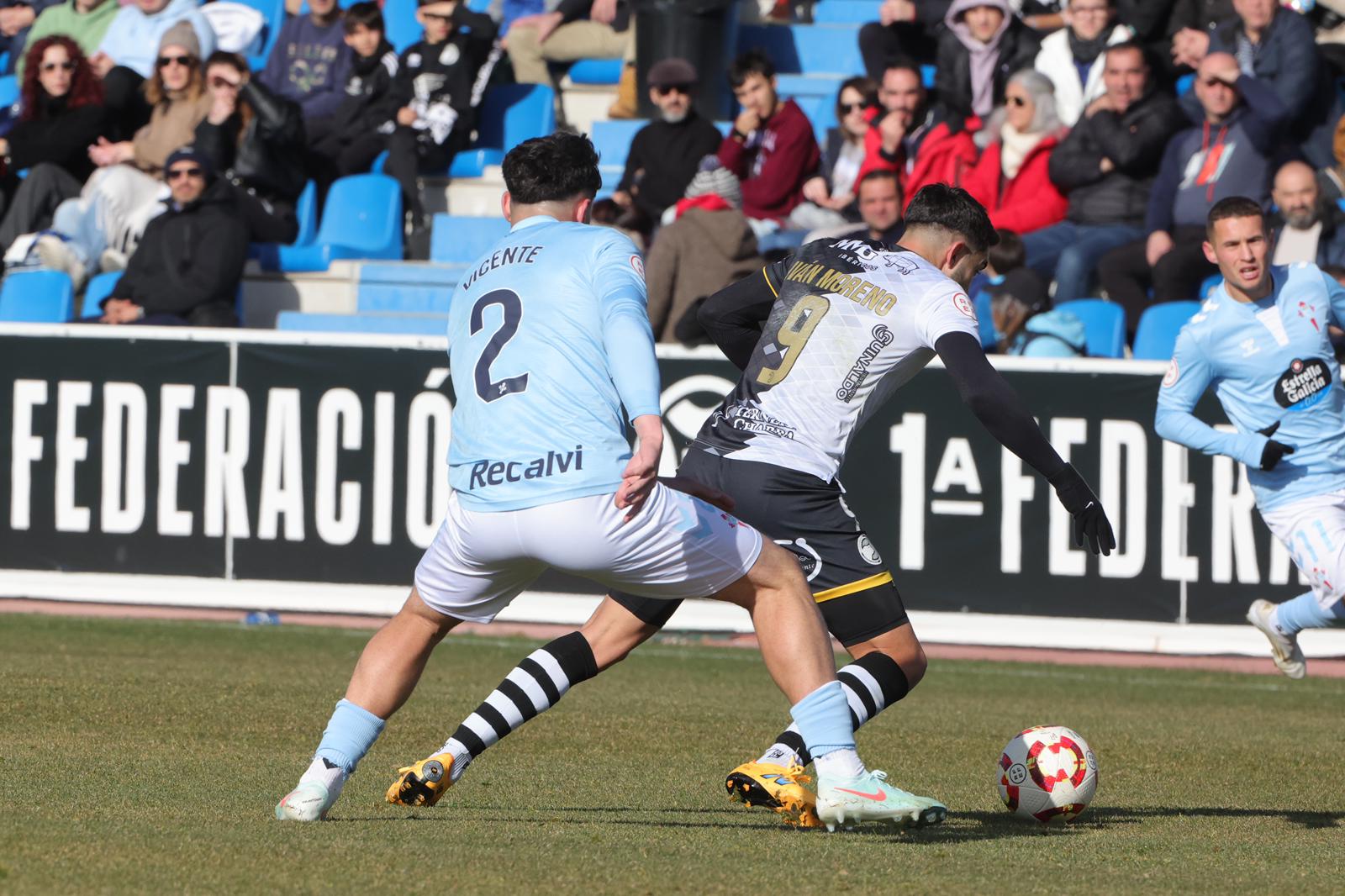 El partido entre el Unionistas y el Celta B, en imágenes