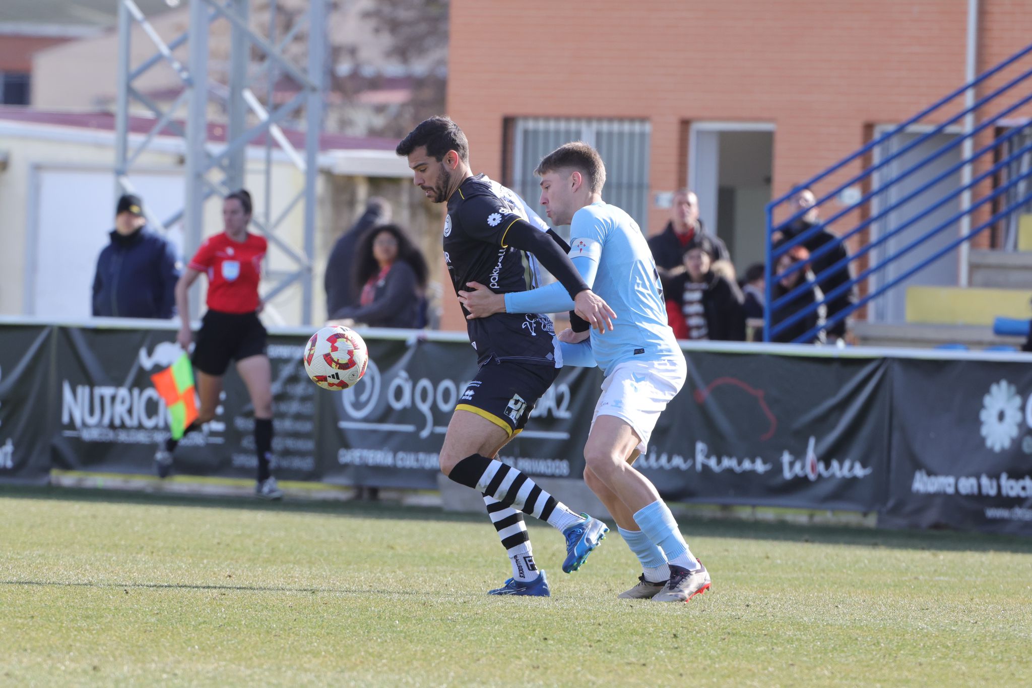 El partido entre el Unionistas y el Celta B, en imágenes