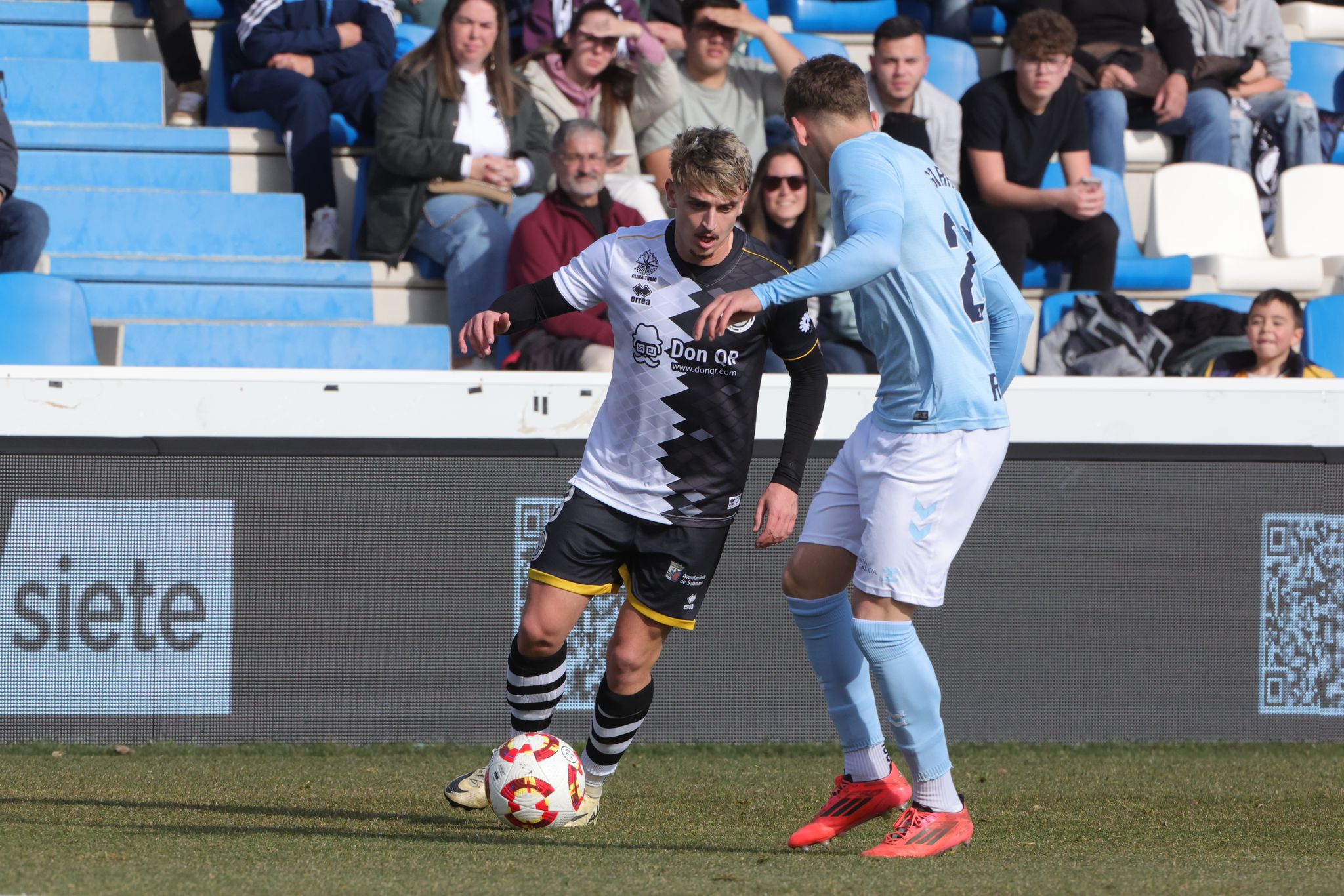 El partido entre el Unionistas y el Celta B, en imágenes