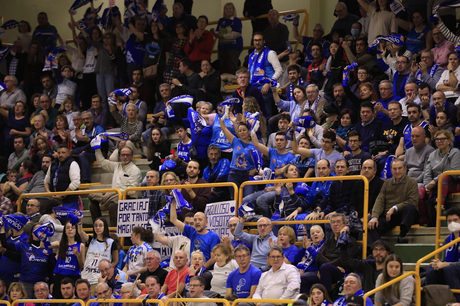 Sonora pitada para el poco deportivo Bourges Basket ante Avenida