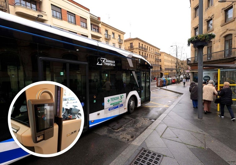 Un autobús urbano llegando a una parada en Salamanca. En el círculo, el nuevo dispositivo de pago