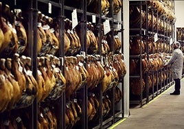 Fábrica de jamón en una imagen de archivo.