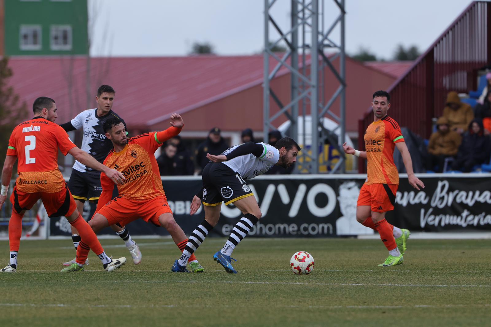 El partido entre Unionistas y la Ponferradina, en imágenes