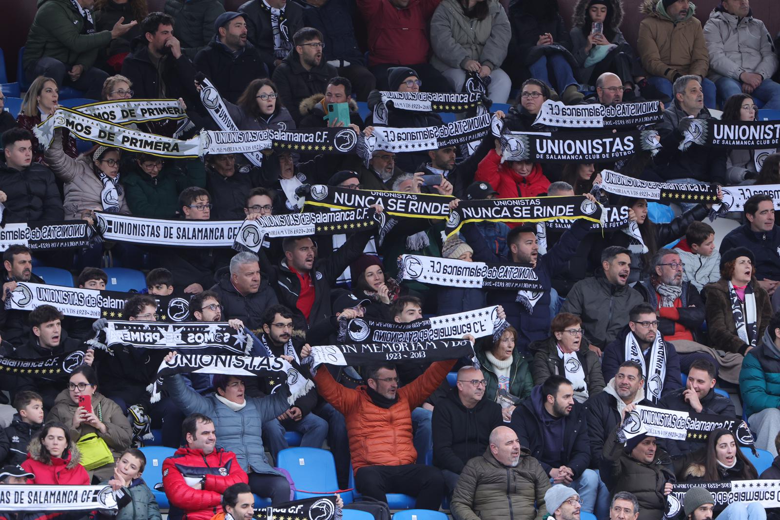 El partido entre Unionistas y la Ponferradina, en imágenes