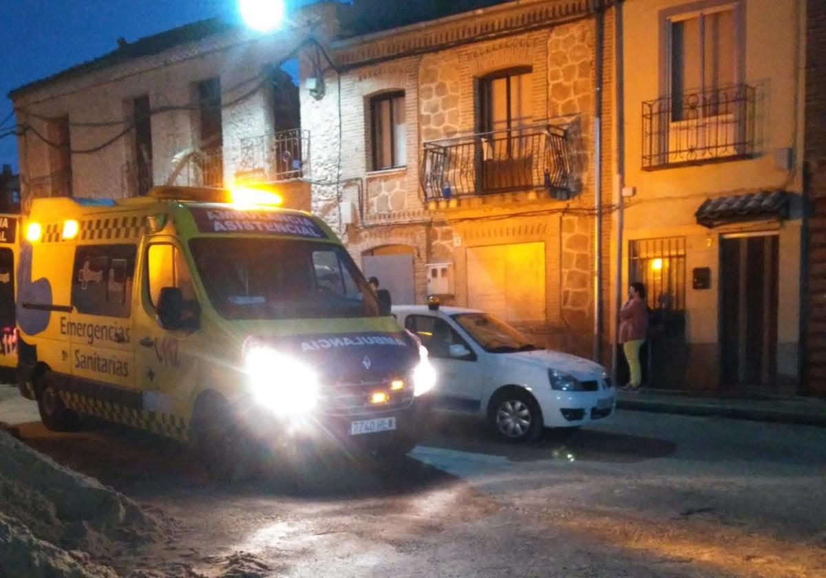 Ambulancia de sacyl en una imágen de archivo