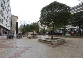 Panorámica de la plaza sobre el parking subterráneo.