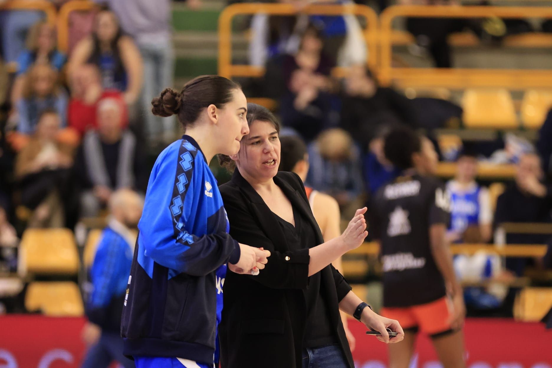 Victoria de campeón de Perfumerías Avenida frente a Valencia Basket
