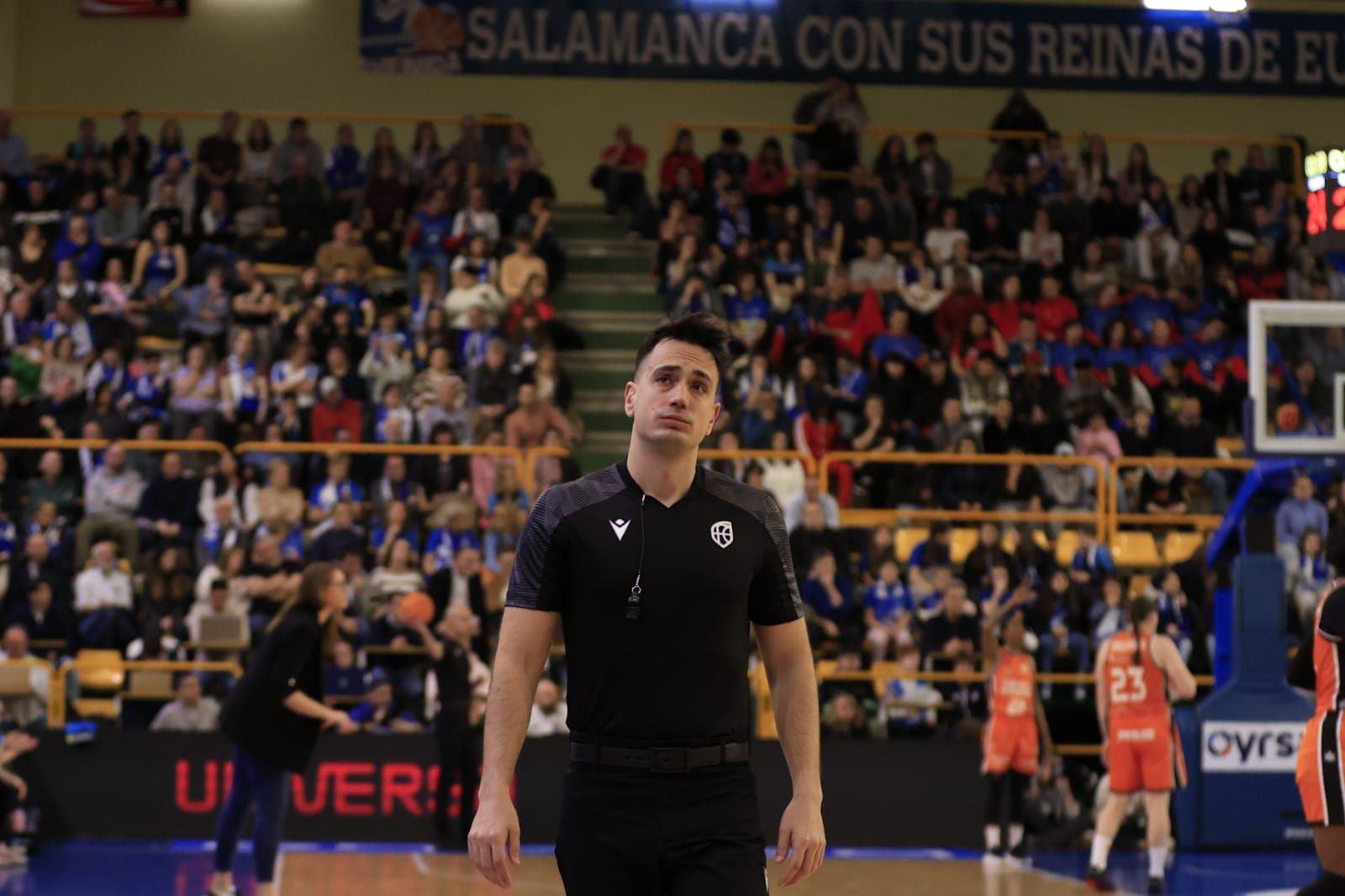Victoria de campeón de Perfumerías Avenida frente a Valencia Basket