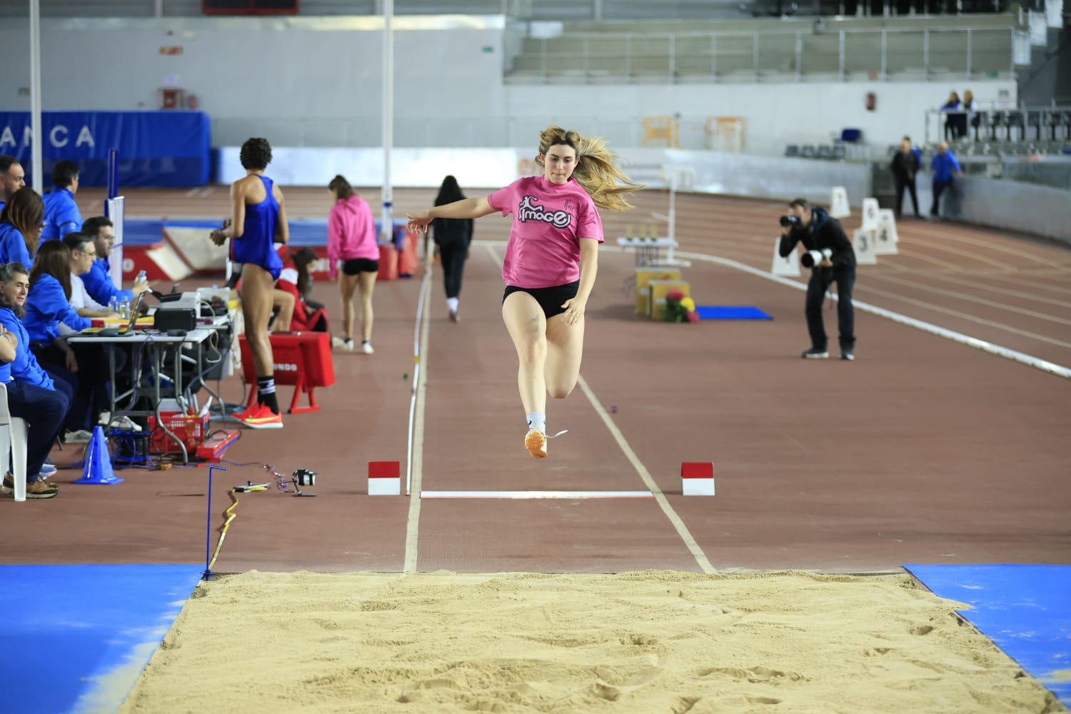 En imágenes, el I Trofeo de Atletismo Ciudad de Salamanca en Pista Cubierta