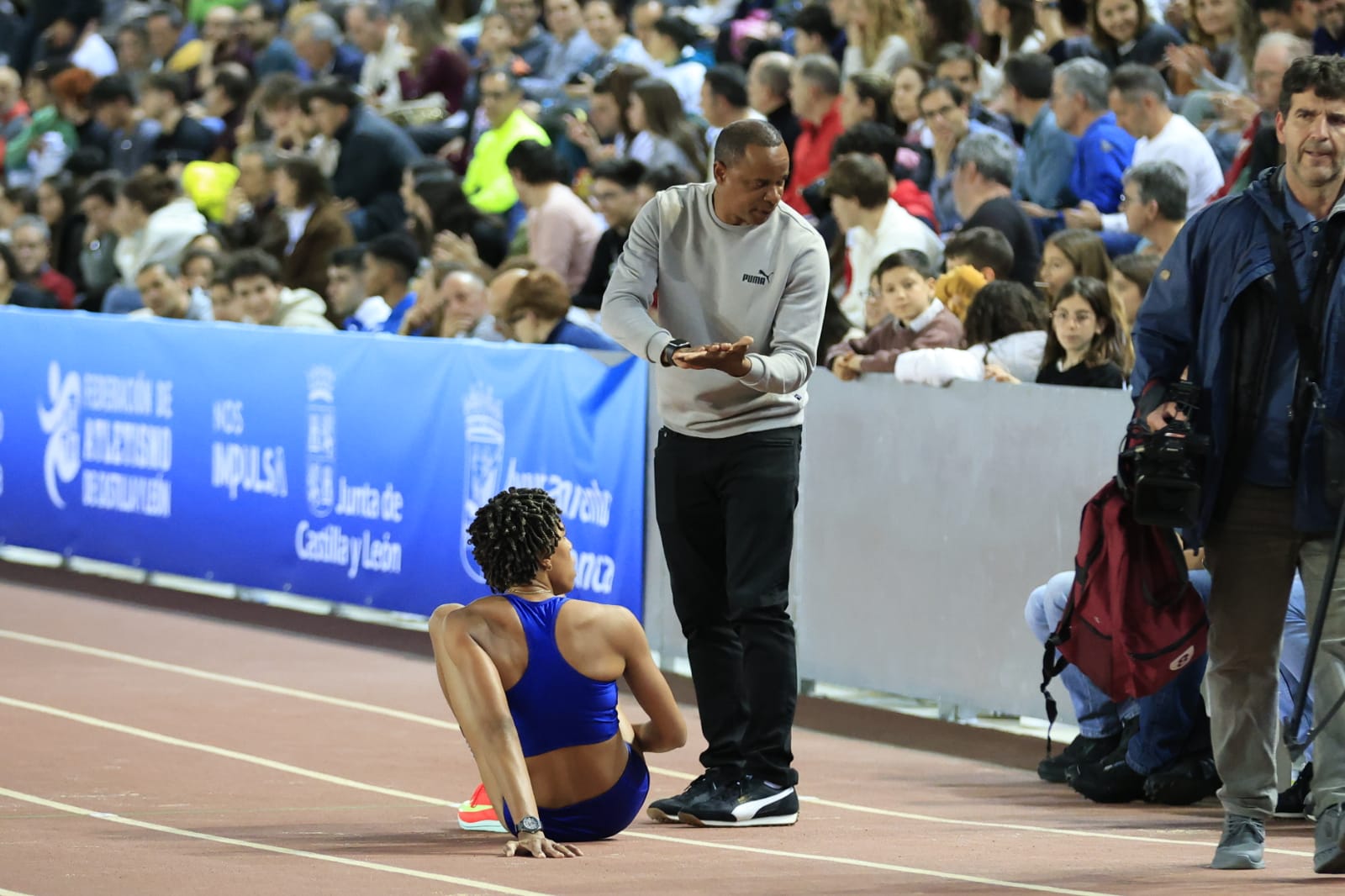En imágenes, el I Trofeo de Atletismo Ciudad de Salamanca en Pista Cubierta