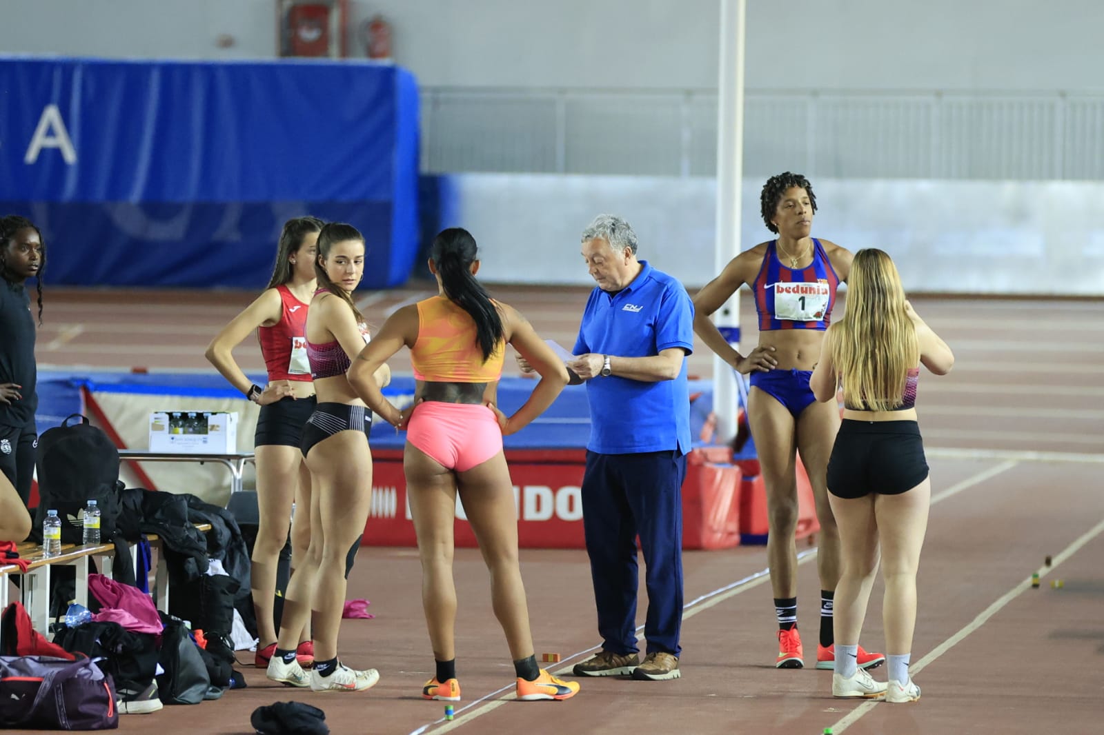 En imágenes, el I Trofeo de Atletismo Ciudad de Salamanca en Pista Cubierta