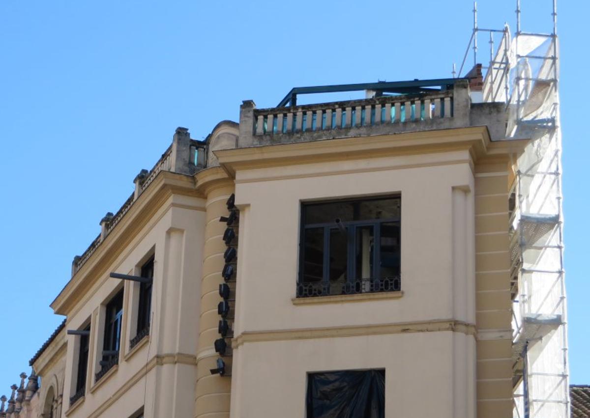 Imagem secundária 1 - o último edifício moderno de Salamanca que será modificado para colocar um hotel e restaurante