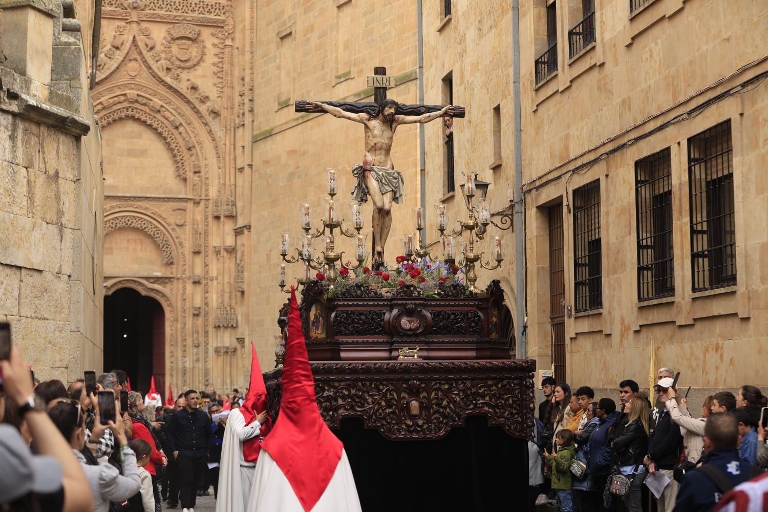 El nuevo paso de Jesús del Perdón se estrena sin indulto