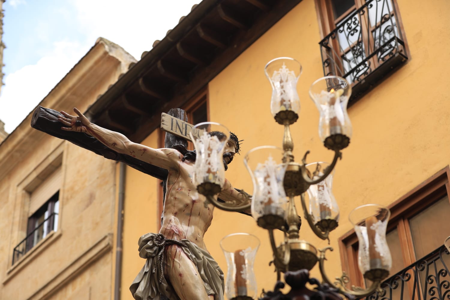 El nuevo paso de Jesús del Perdón se estrena sin indulto