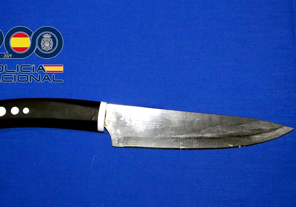 Arma blanca con la que intentó agredir a su compañero