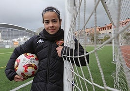 Candela, jugadora del Salamanca FF