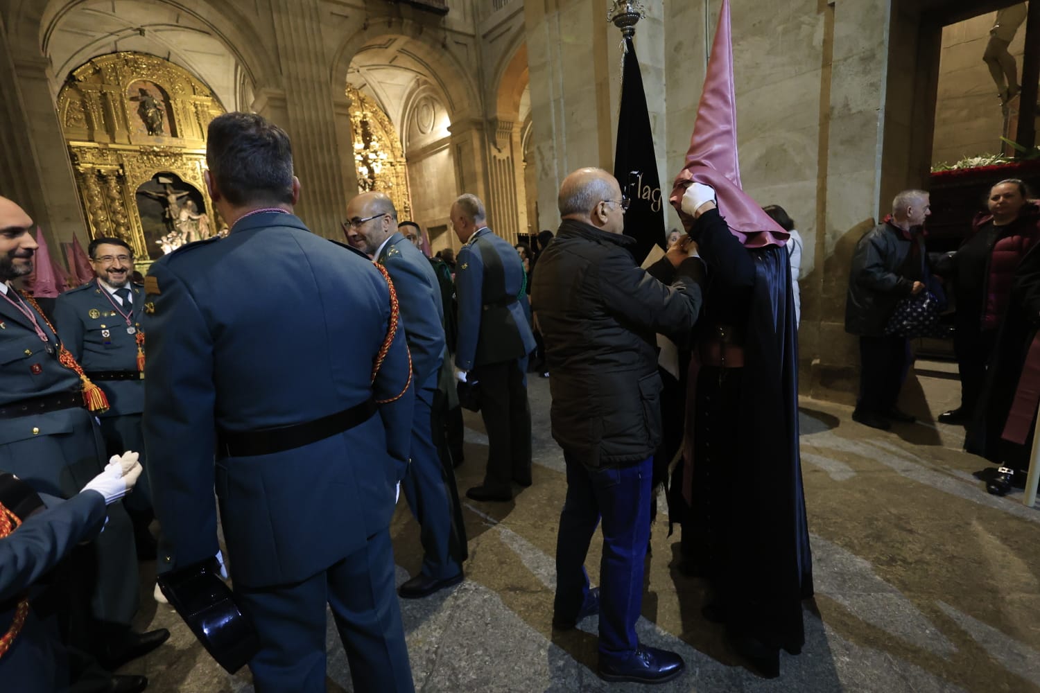 Jesús Flagelado recorre una Salamanca aterida por el frío
