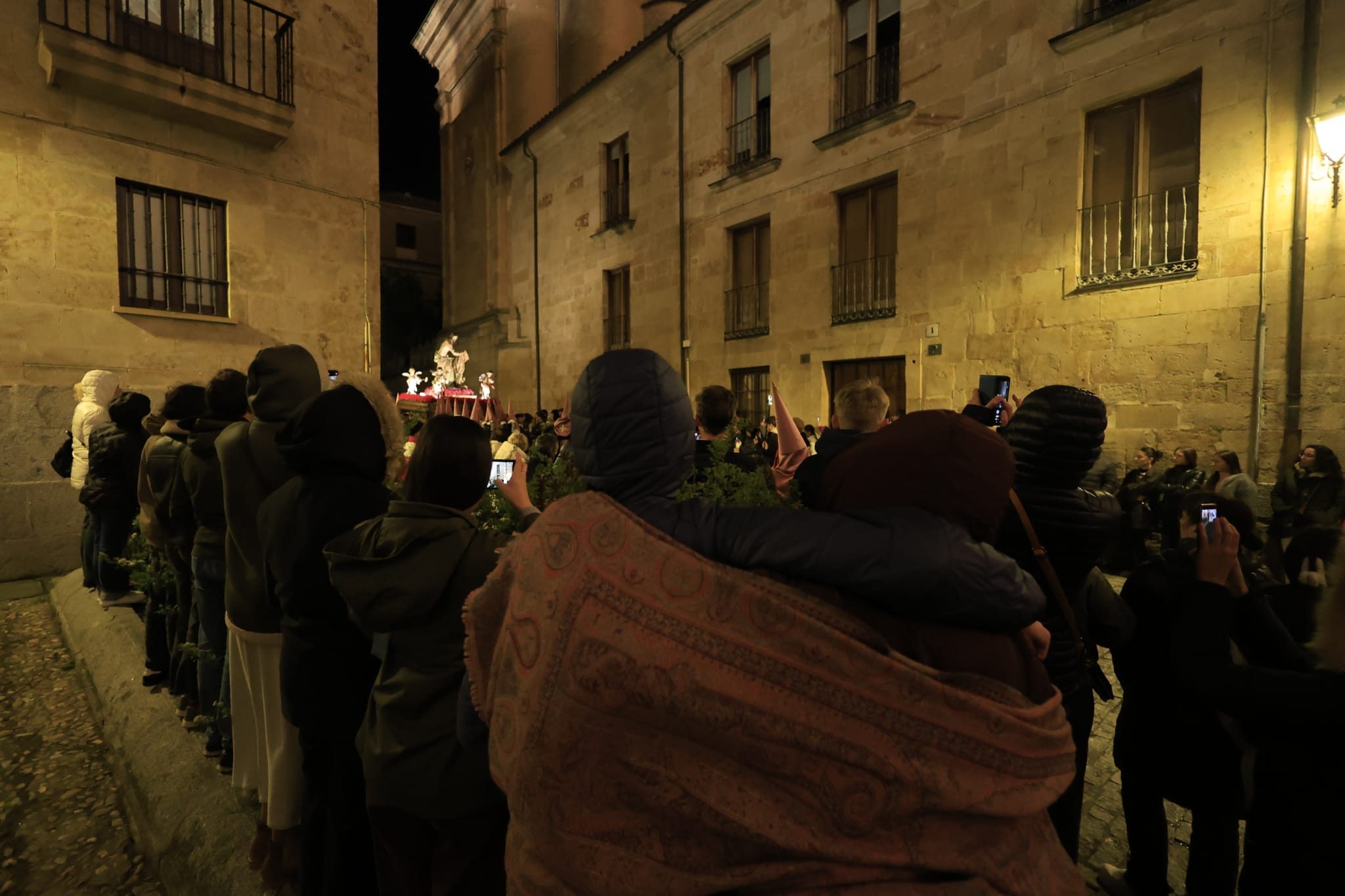 Jesús Flagelado recorre una Salamanca aterida por el frío