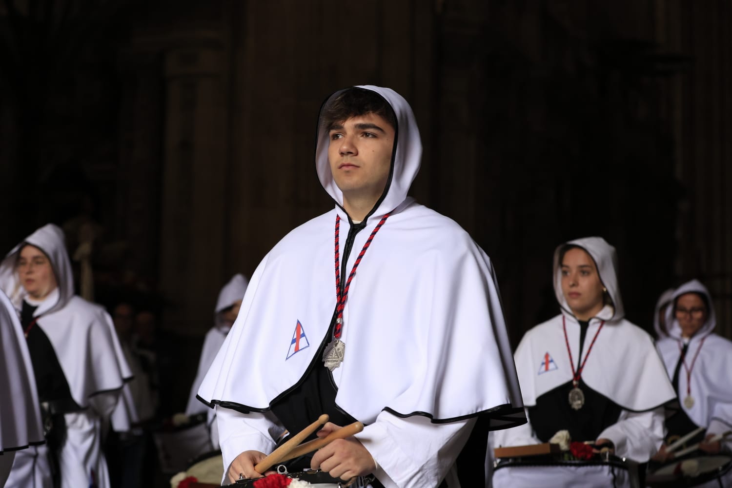 La lluvia respeta el Jueves Santo de Salamanca con el Vía Crucis desde la Catedral