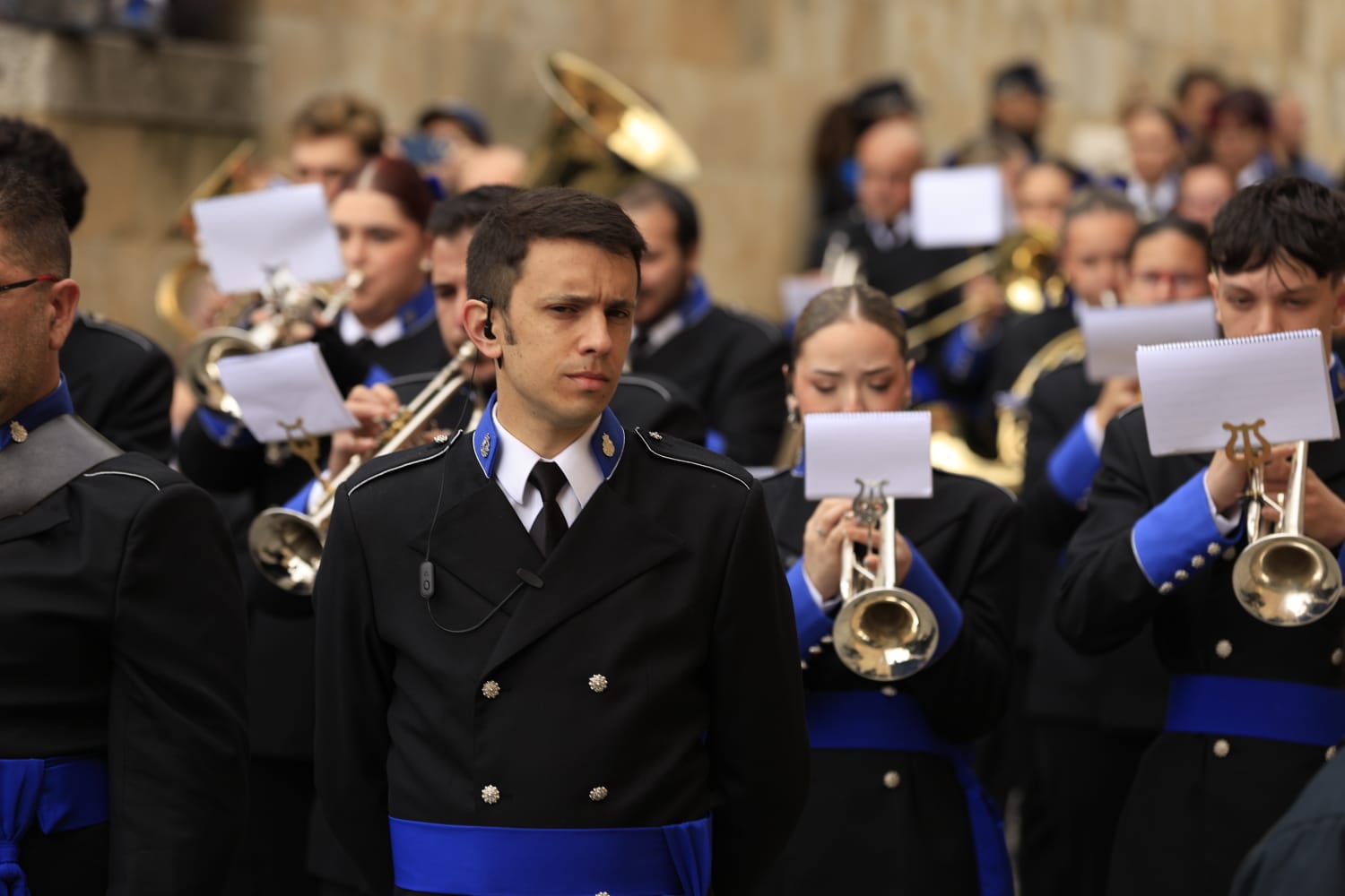 El Encuentro de Resurrección pone un solemne broche final a la Semana Santa salmantina