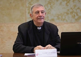 El obispo, monseñor José Luis Retana.