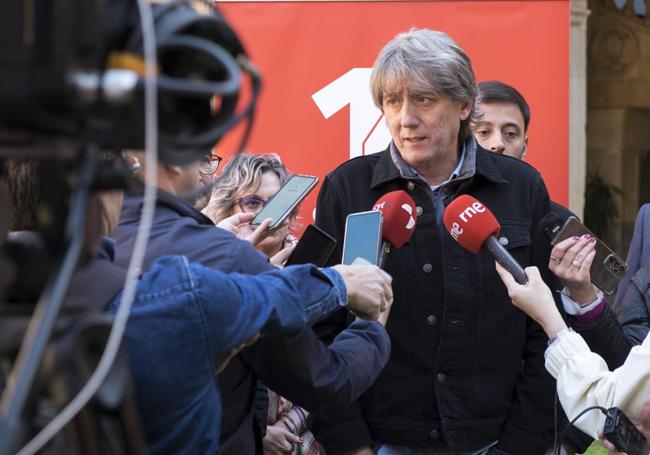 Carlos Martínez, secretario general del PSOE en Castilla y León, esta mañana en Salamanca.