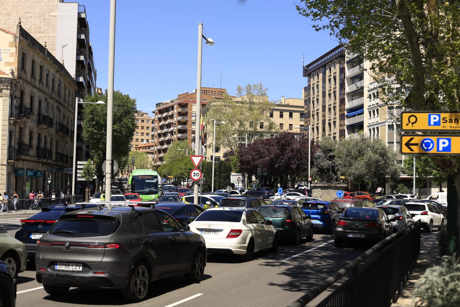 En imágenes, la Salamanca paralizada por el histórico apagón