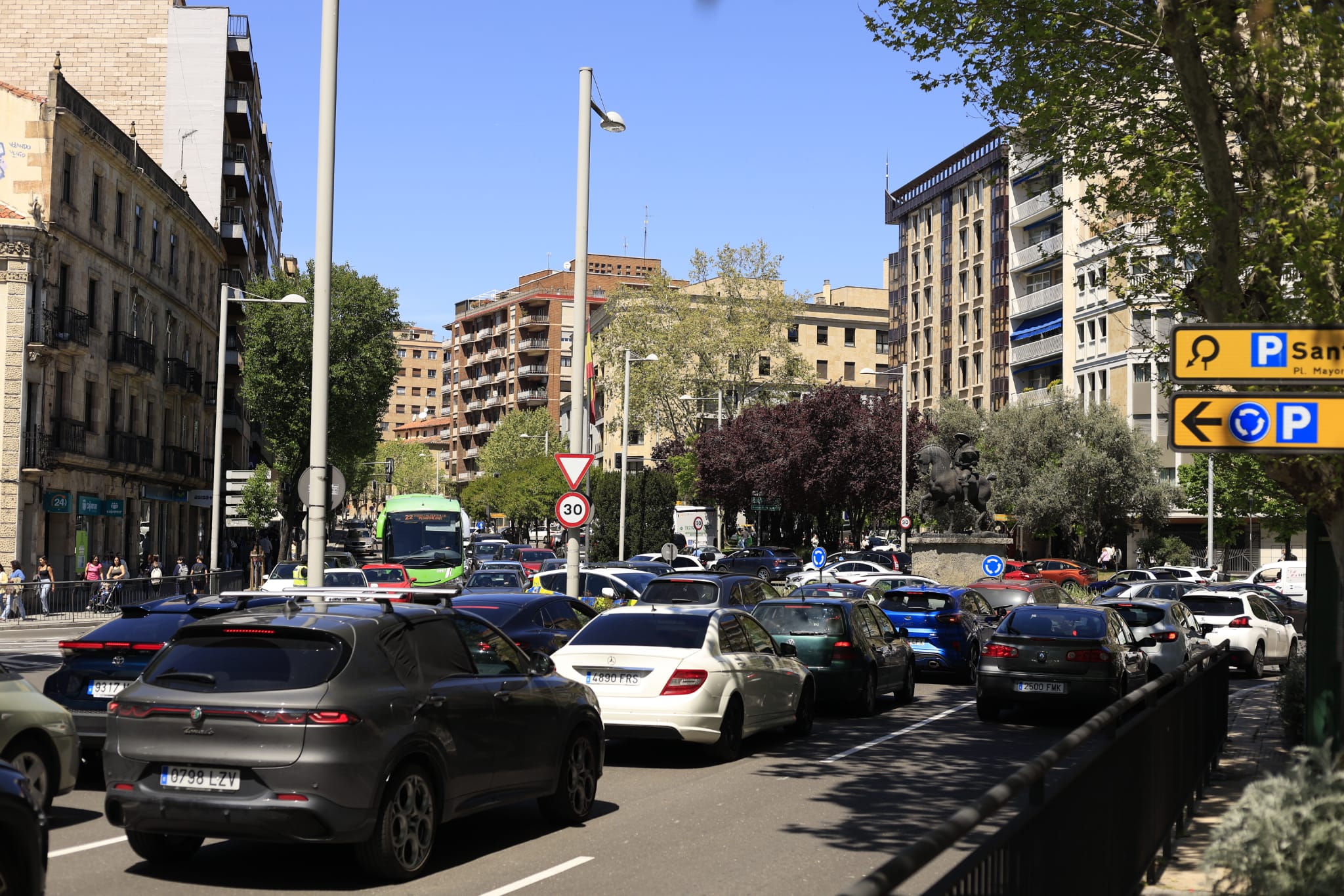 En imágenes, la Salamanca paralizada por el histórico apagón