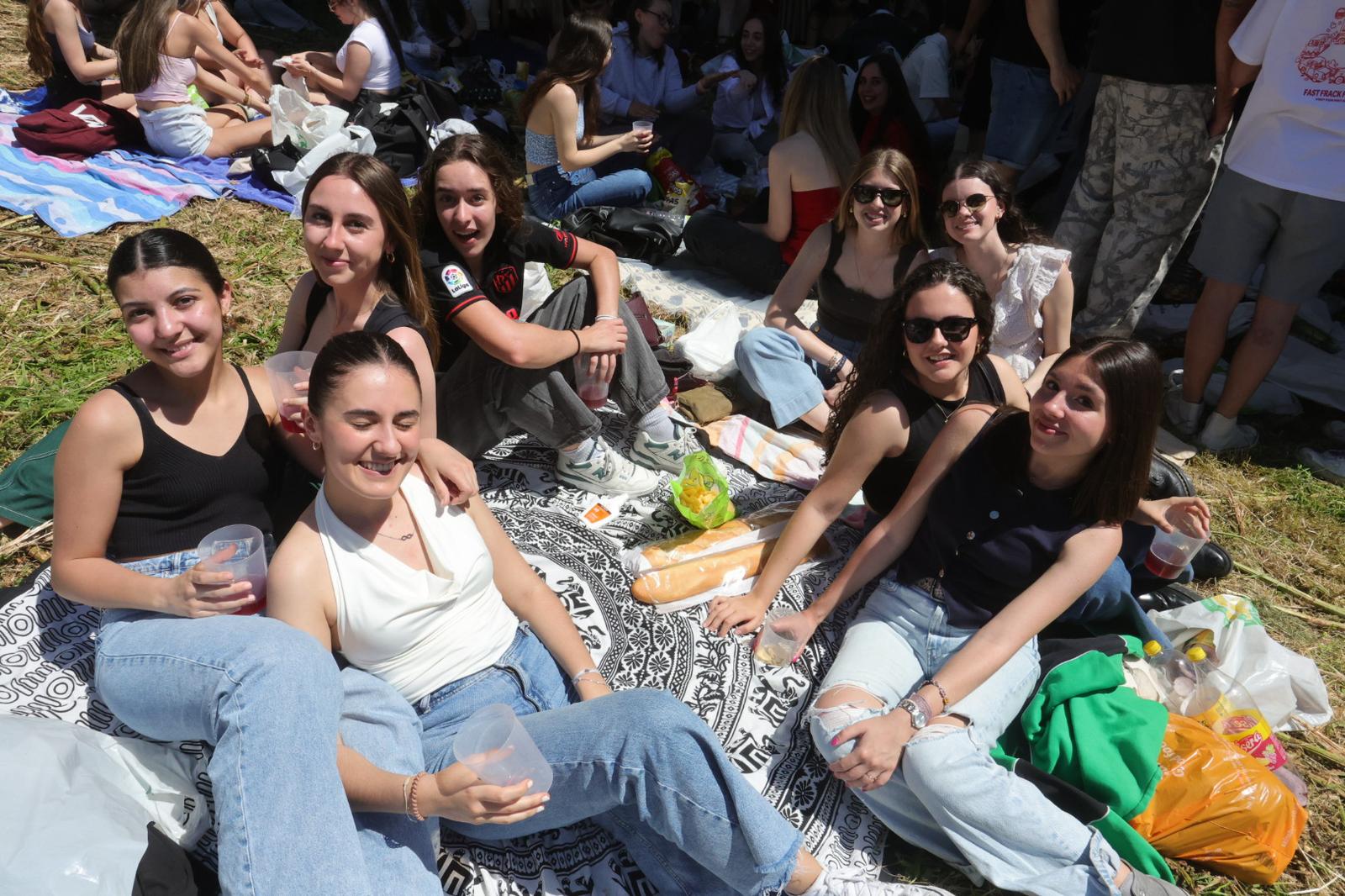 Las imágenes de un Lunes de Aguas para el recuerdo con un apagón nacional