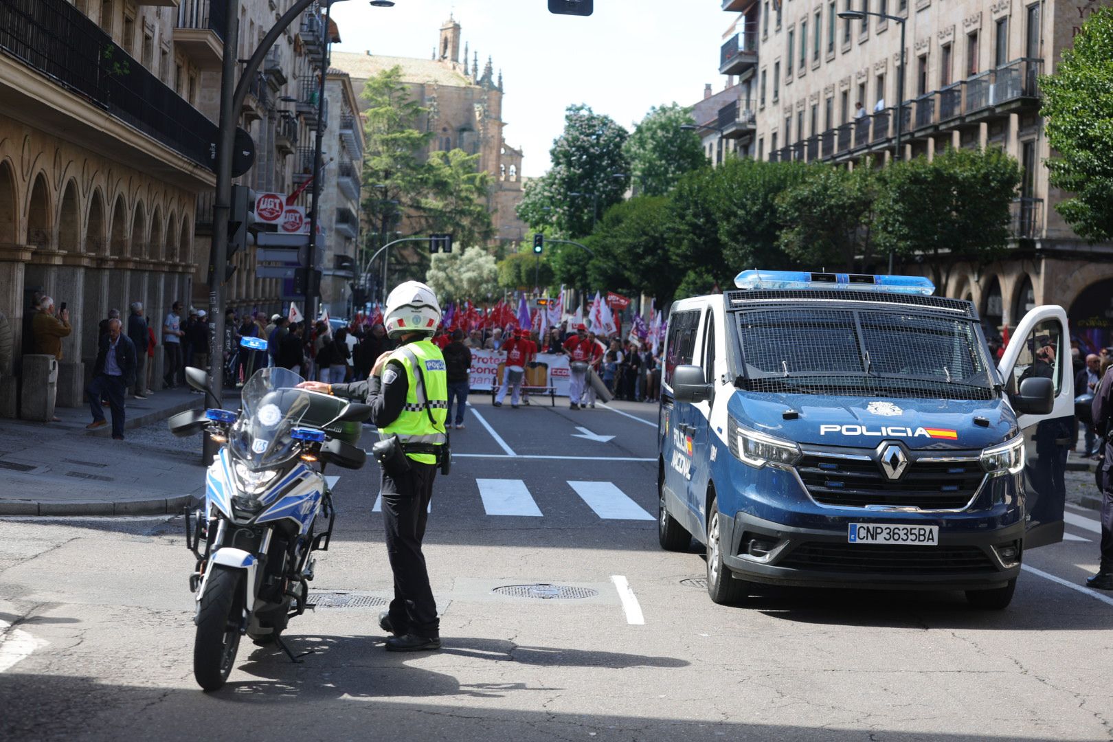 2.500 personas claman en Salamanca por los derechos de los trabajadores