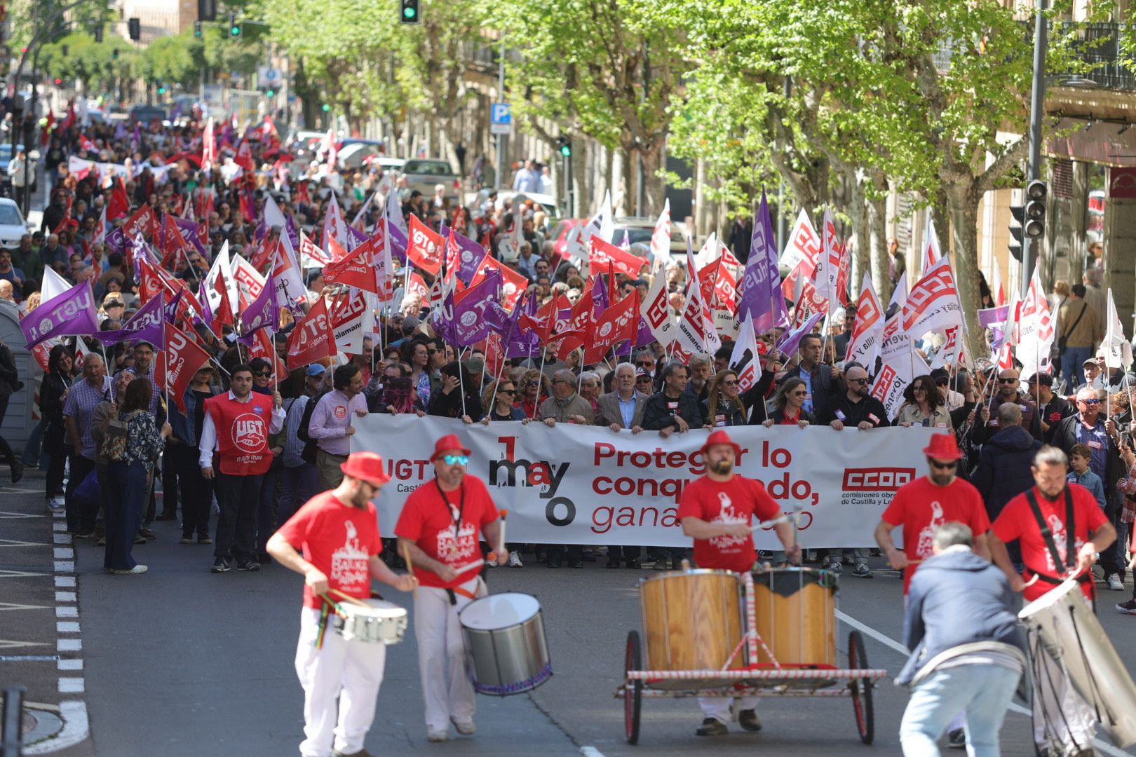 2.500 personas claman en Salamanca por los derechos de los trabajadores