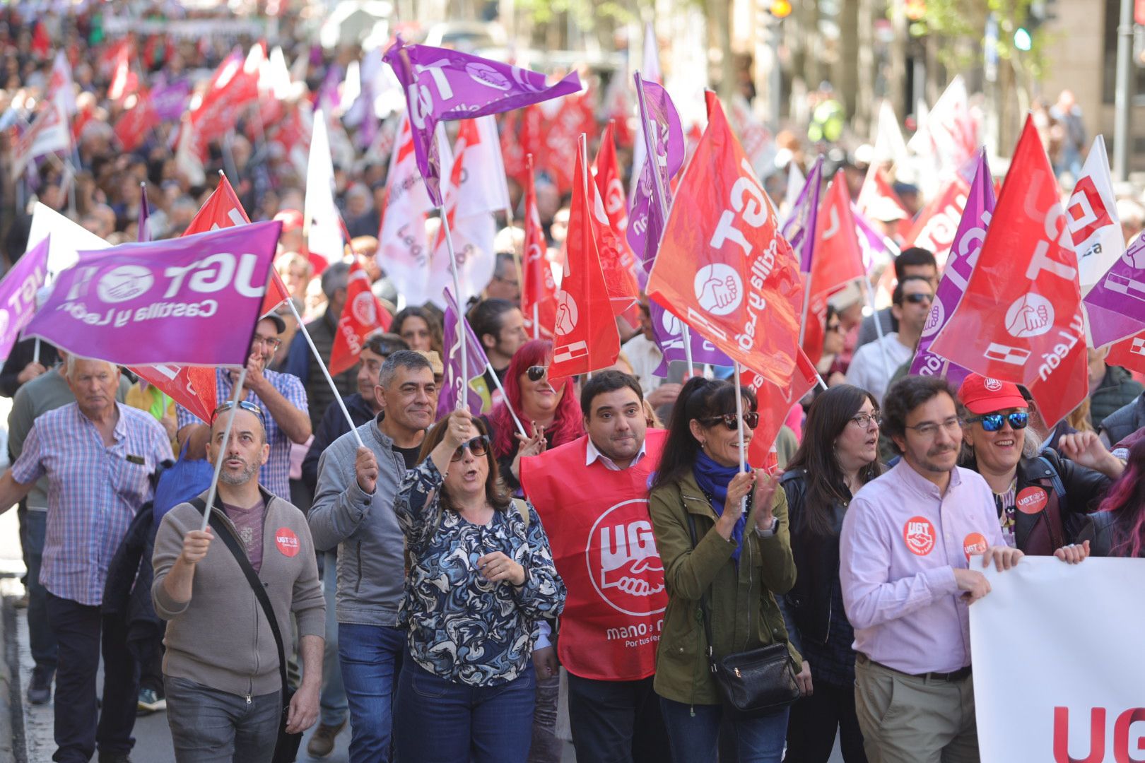 2.500 personas claman en Salamanca por los derechos de los trabajadores