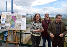 La consejera de Agricultura, Ganadería y Desarrollo Rural, María González Corral, preside el acto de entrega de las plantas soalres fotovoltaicas.