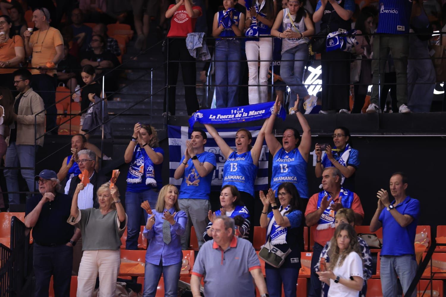 En imágenes la derrota de Perfumerías Avenida frente a Valencia Basket
