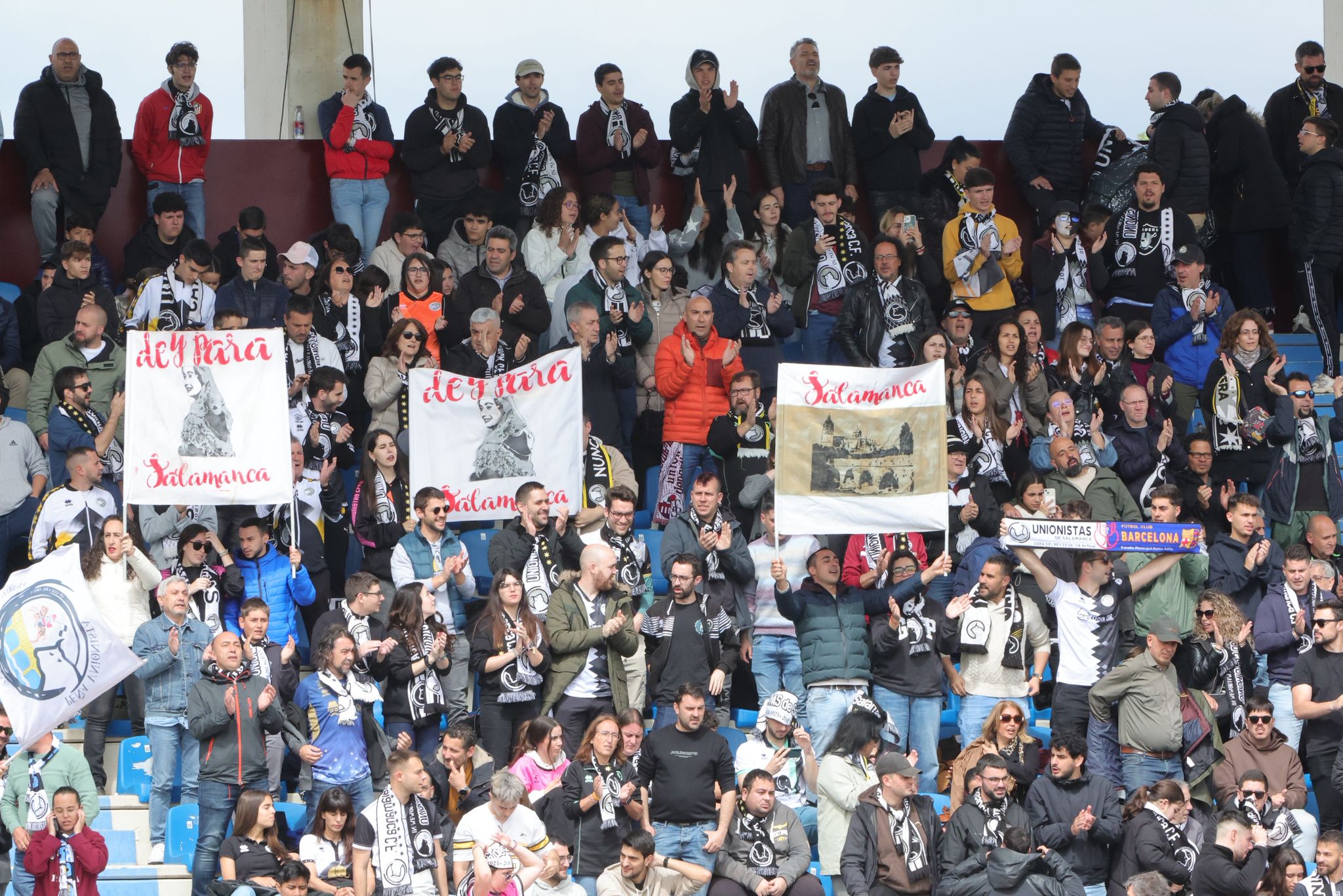 En imágenes, el Unionistas-Sestao River en el Reina Sofía