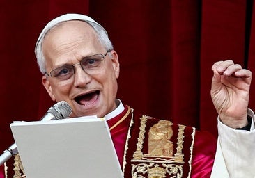 León XIV, el Papa que rompió una regla no escrita: «Ayudadnos a construir puentes»
