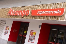 Entrada de un supermercado Alcampo en Castilla y León.