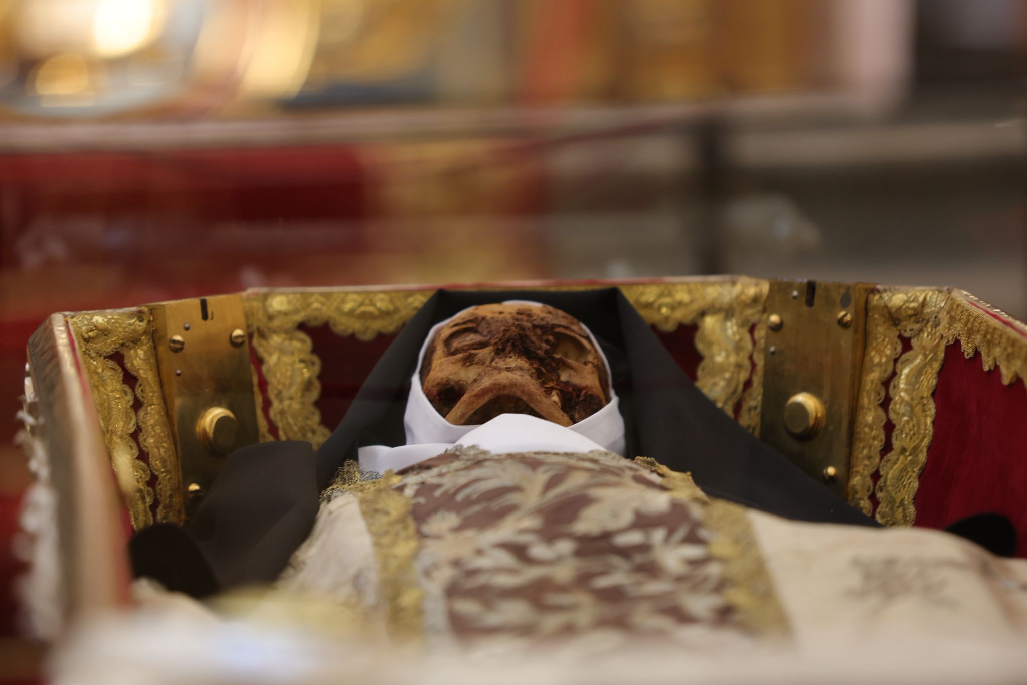 La exposición de Santa Teresa en Alba de Tormes, en imágenes