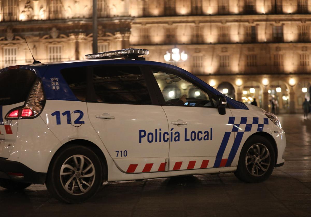 Triple denuncia nocturna para el conductor de un patinete en Salamanca