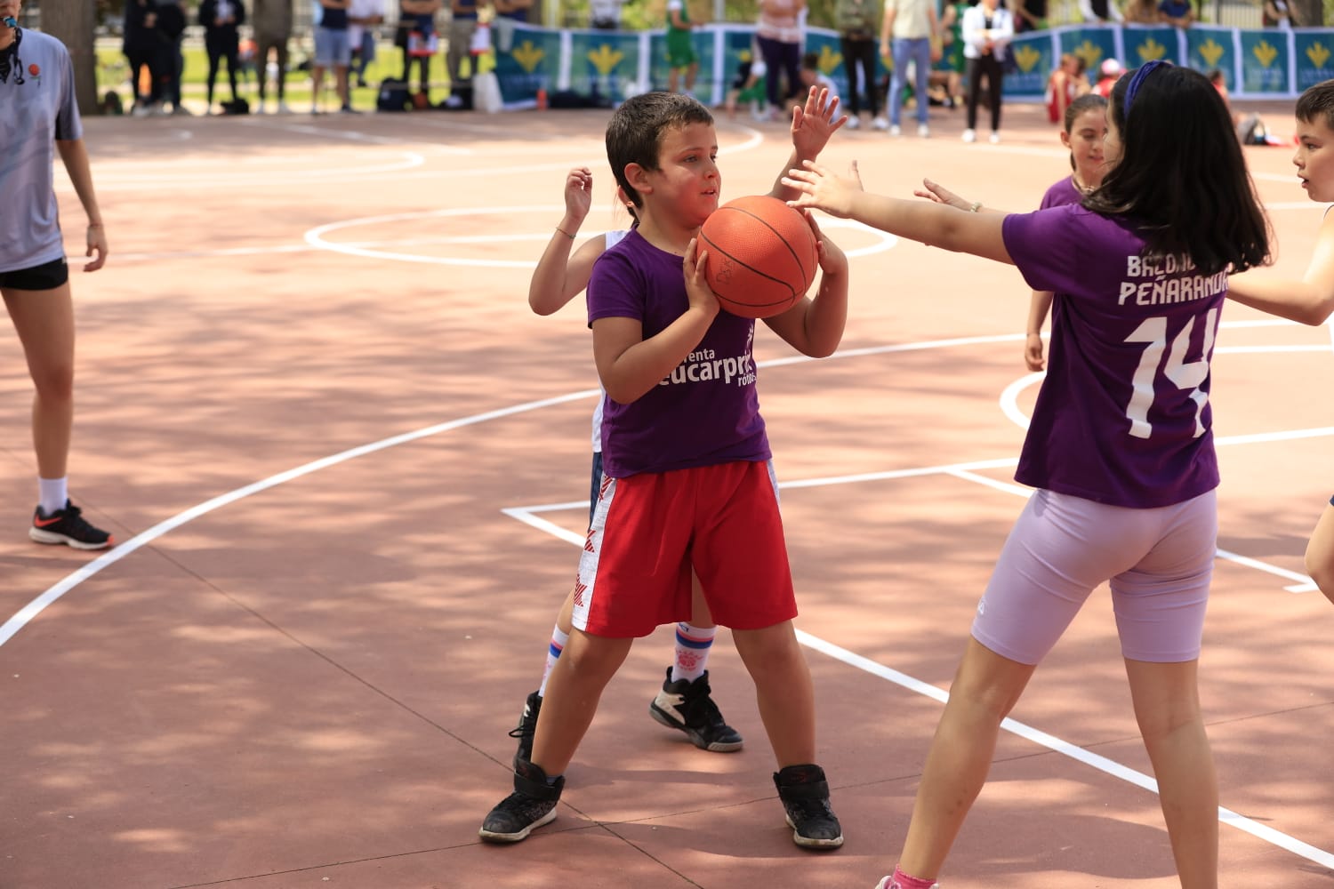 Día del Minibasket en Salamanca: once horas entre canastas